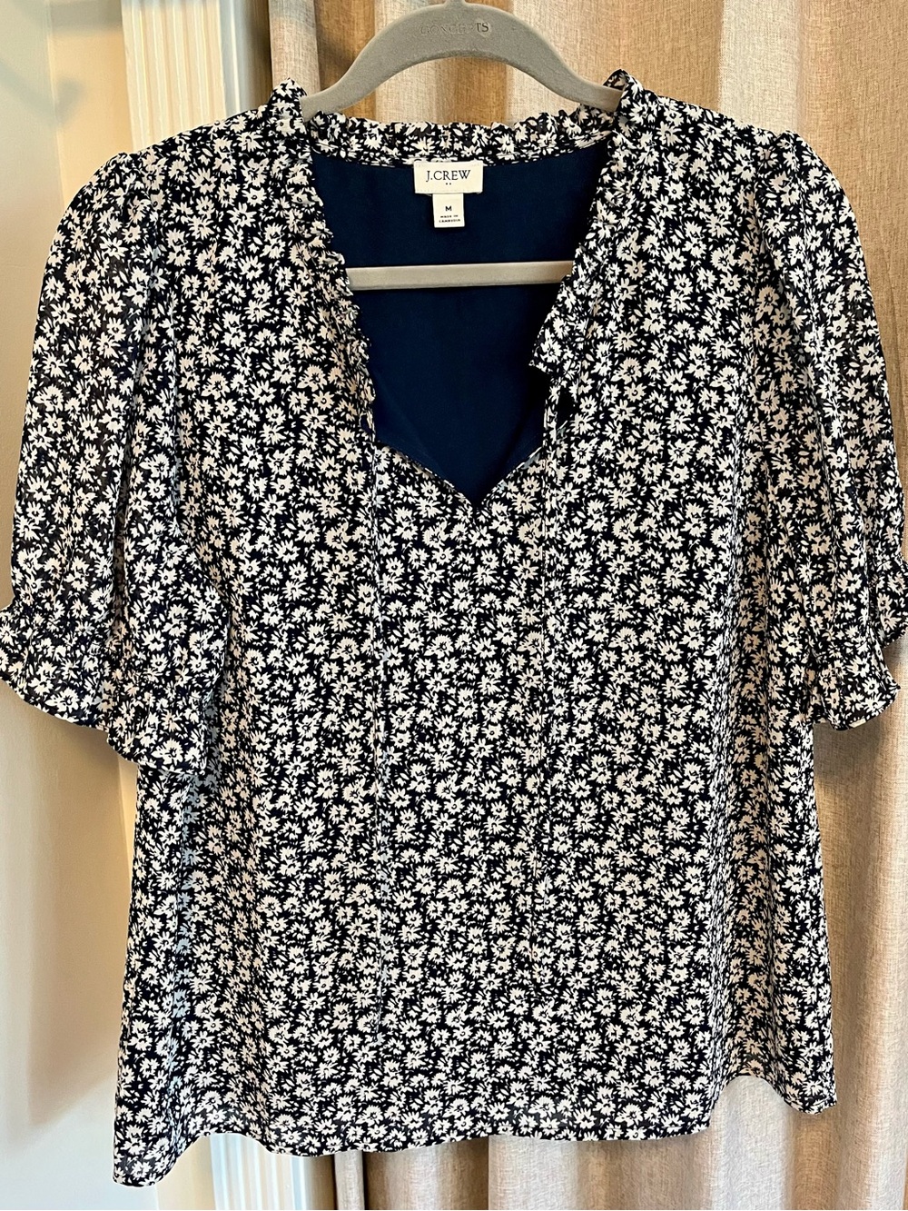 J. Crew Black & White Floral V-Neck Puff Sleeve Top